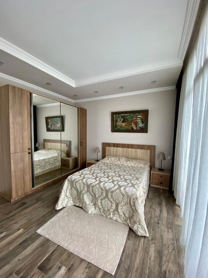 Villa Old Batumi Bagian luar foto